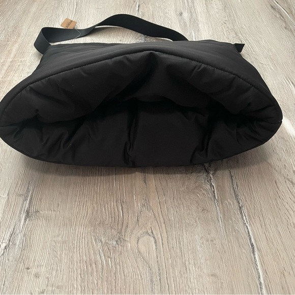 PINK Victoria's Secret Black Puffer Tote Bag - Picture 6 of 7